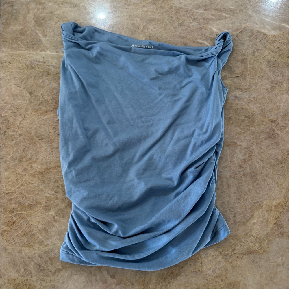 Abercrombie & Fitch Asymmetrical Twist Top